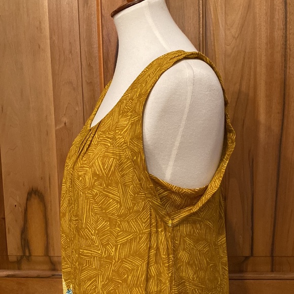 We Love Vera - Colorful Sunflower Batik Tank-Top/Sleeveless Blouse, EUC - 6 - Picture 5 of 9